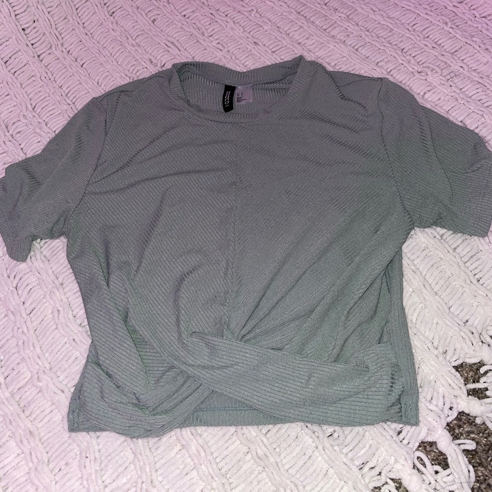 Mid sleeve blouse